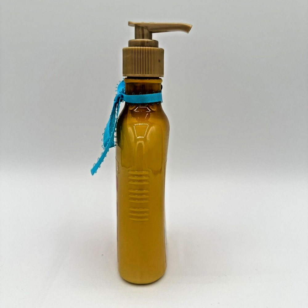 Bath Body Works Bee Merry Hand Lotion 8 oz Honey Butter Gingerbread Latte Pump - Picture 2 of 5